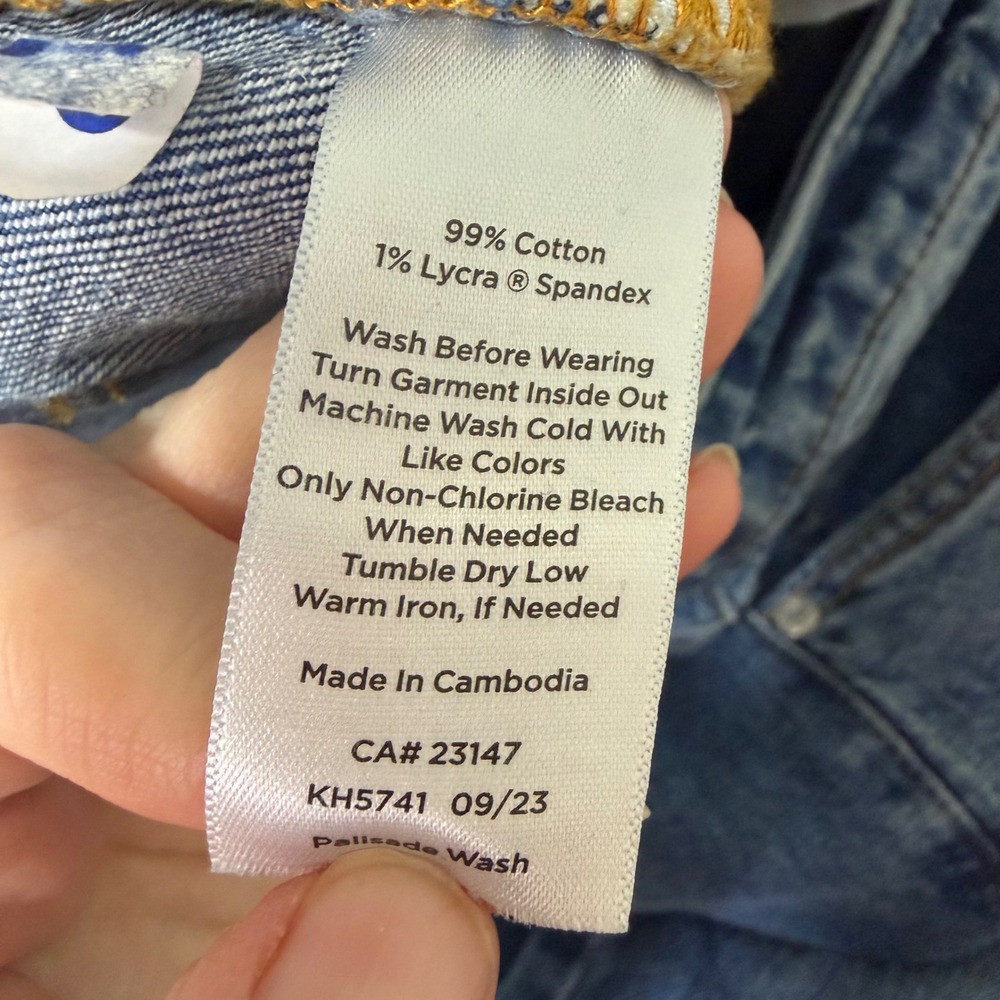 Talbots Women's High Waist Relaxed Jean Size 10 Palisade Wash Blue Denim - Picture 5 of 9